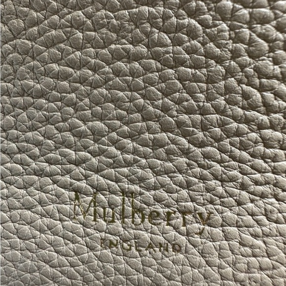 Mulberry Gray Pebbled Grain Leather Small Abbey Bucket Shoulder Bag - Picture 12 of 16